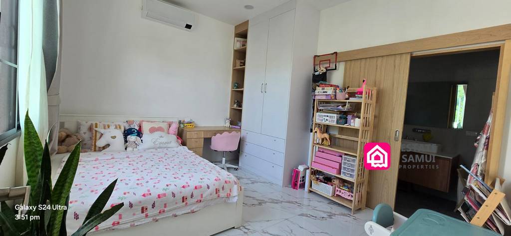 Cozy Pool Villa For Sale