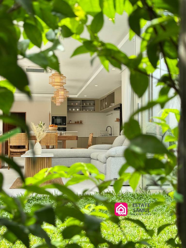 Charming Modern Pool Villas