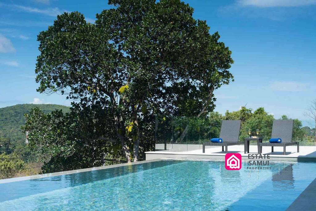 Charming Maenam Pool Villas