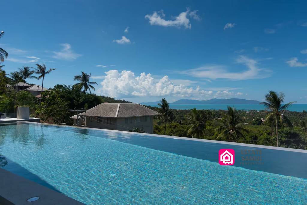 Charming Maenam Pool Villas