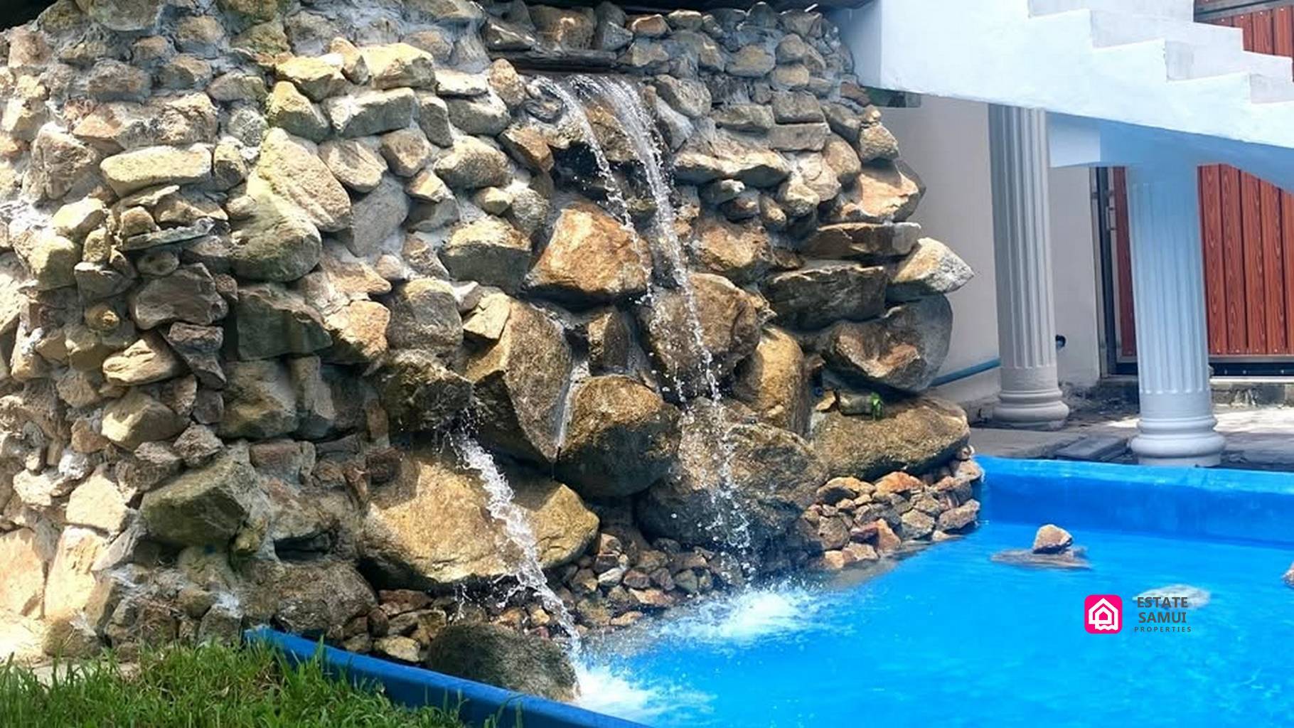 Pool Resort in Taling Ngam