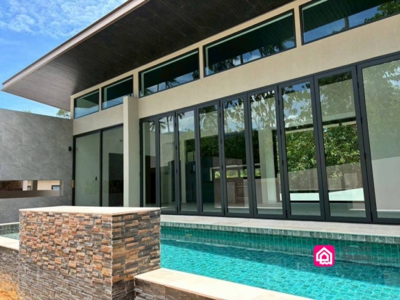 Maenam Tropical Pool Villas