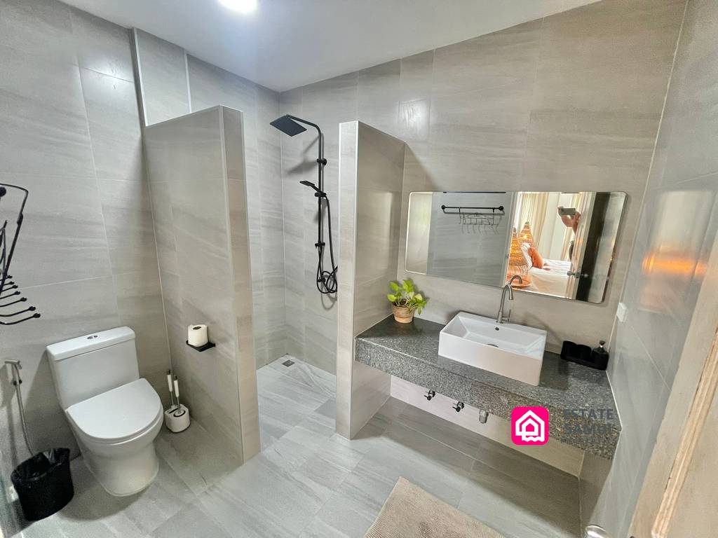 Bangrak Holiday Villa For Sale