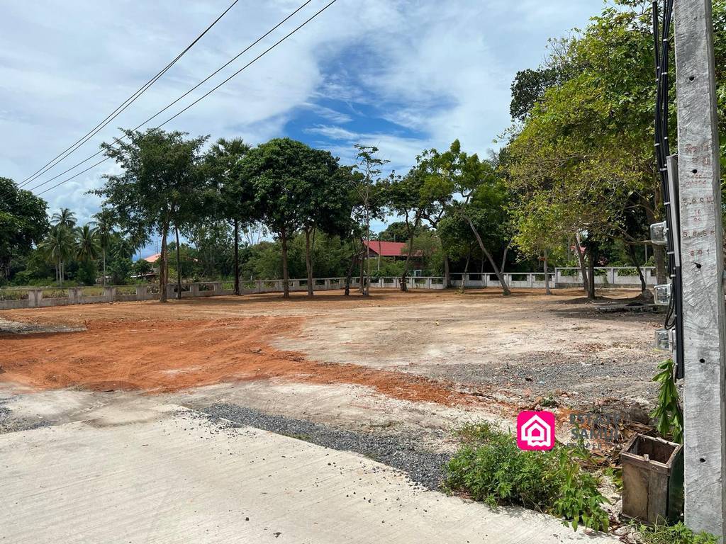 Flat Thong Krut Land For Sale