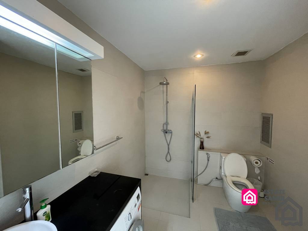 sea view pool apartment