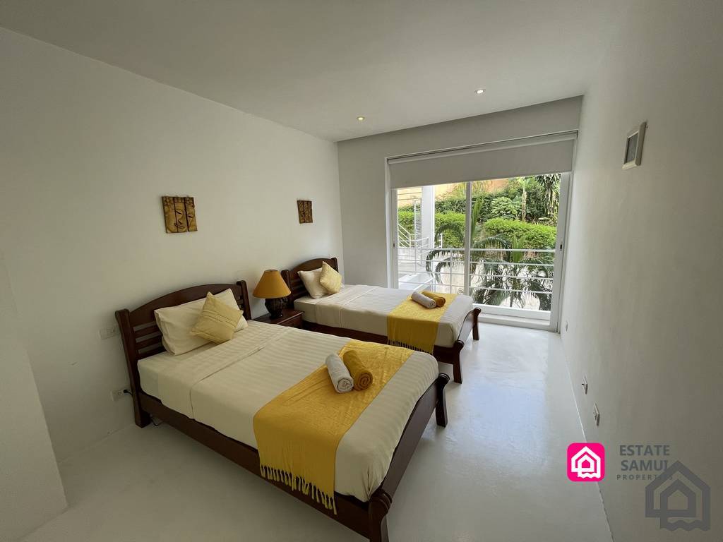 sea view pool apartment