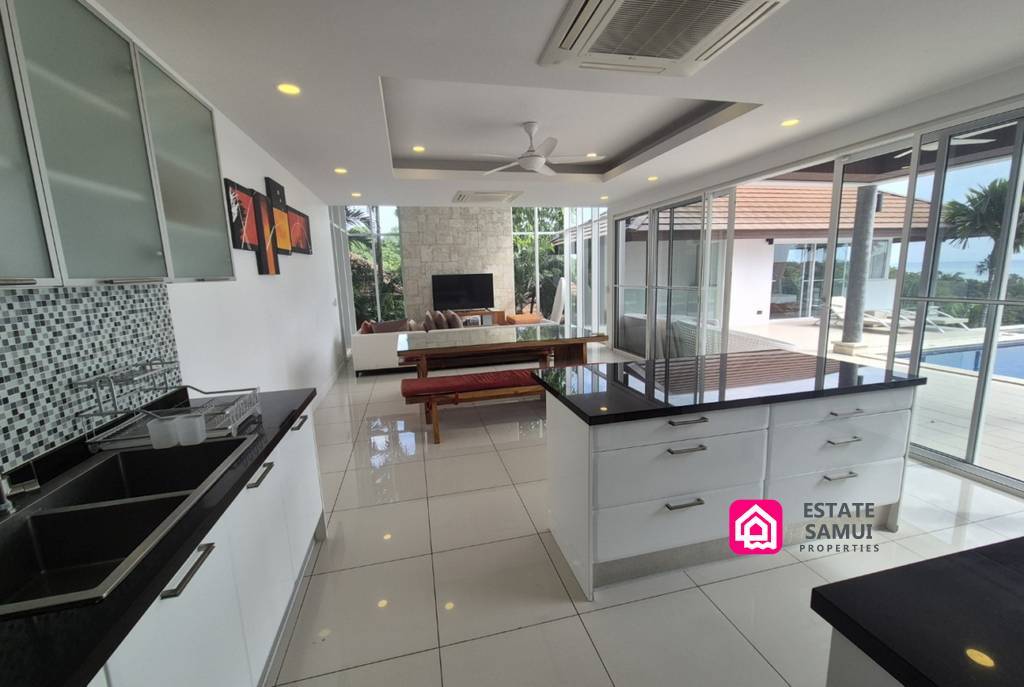 Stylish Cheong Mon Villa