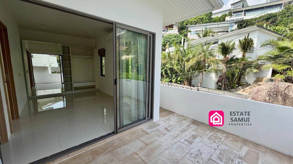 Simple Sea View Villa