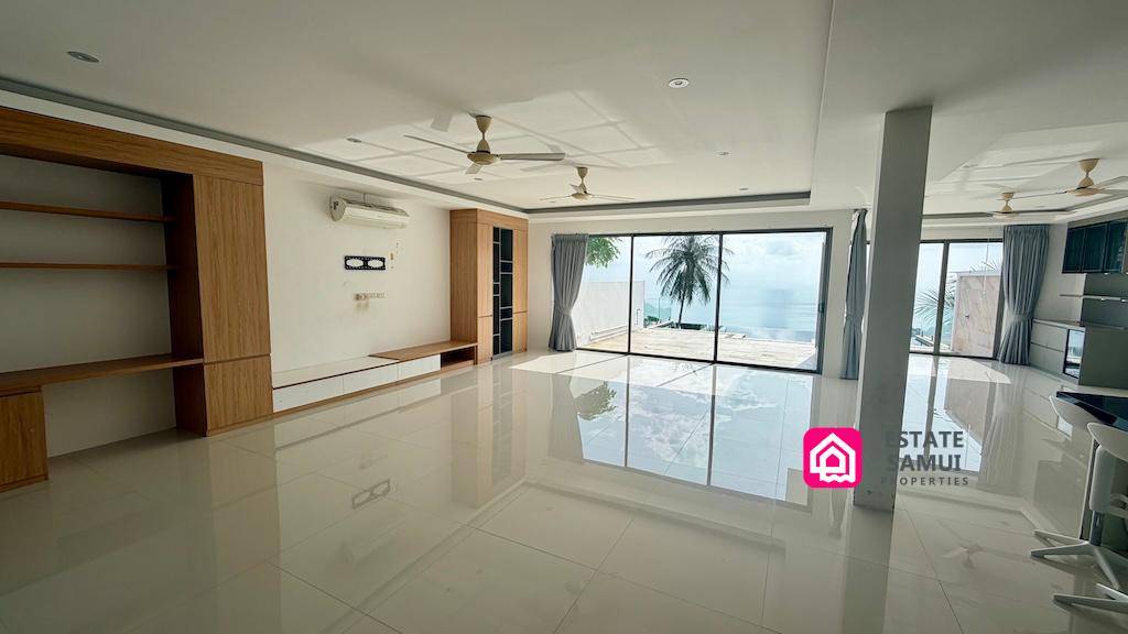 Simple Sea View Villa