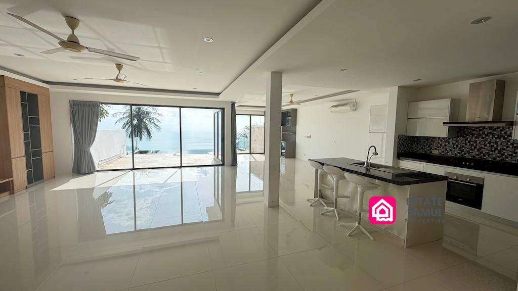 Simple Sea View Villa