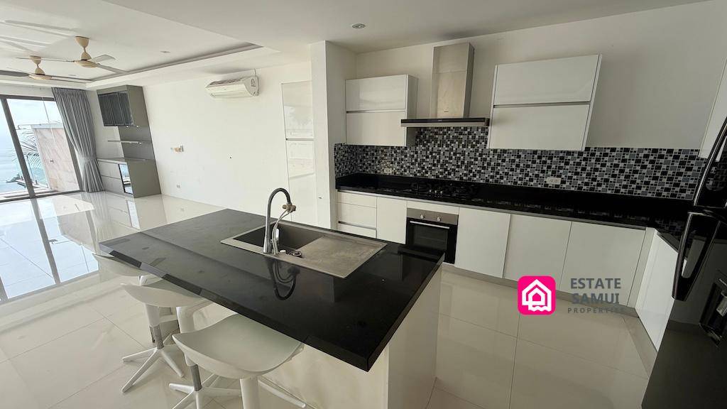 Simple Sea View Villa