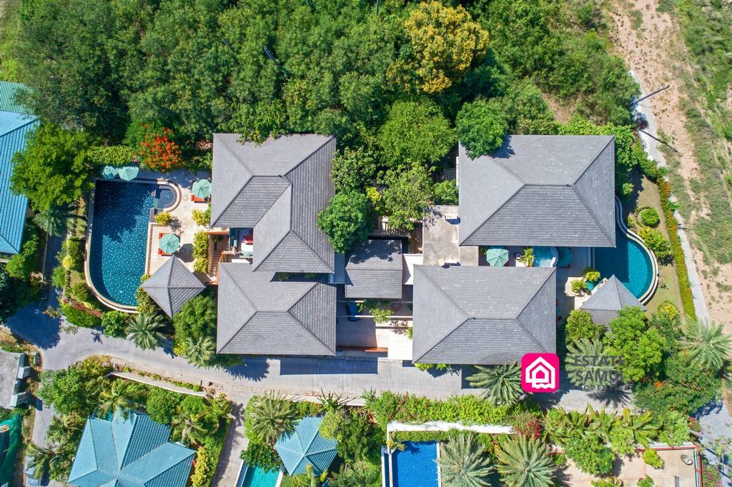 Expansive Luxury Villa