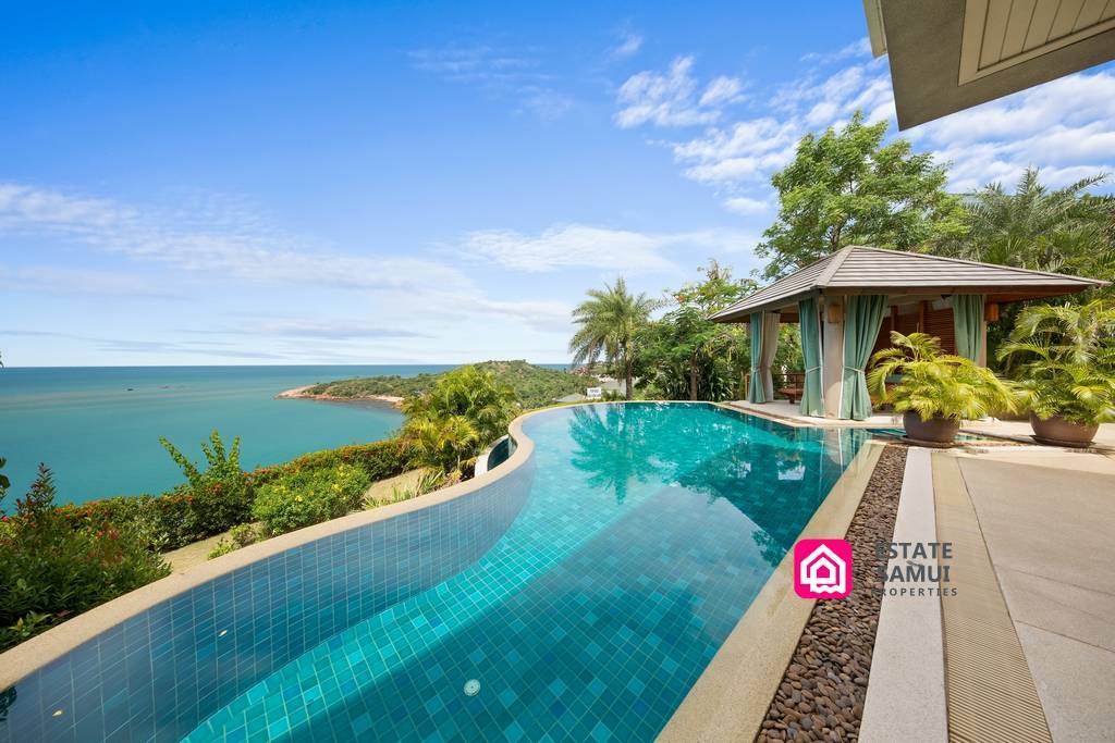 Expansive Luxury Villa