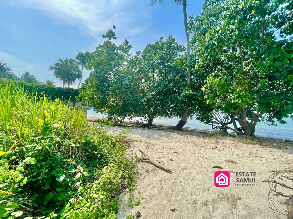 Plai Laem Beach Land