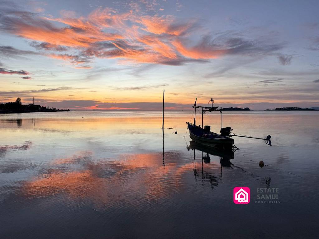 Plai Laem Beach Land