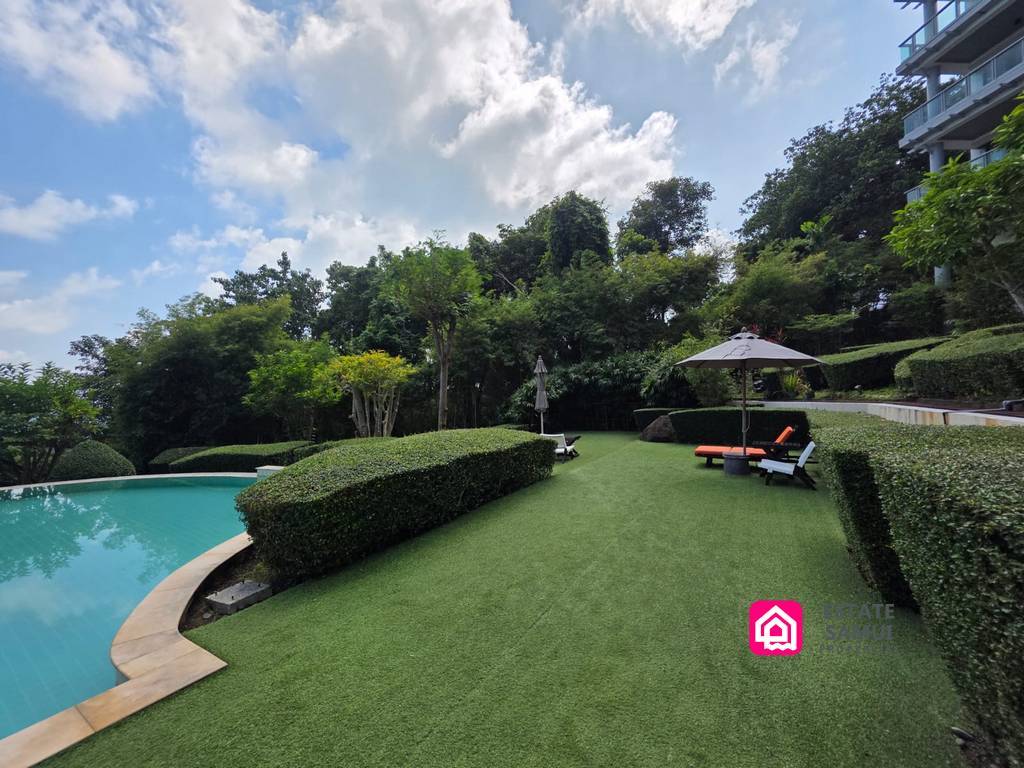 Spacious Sea View Condo