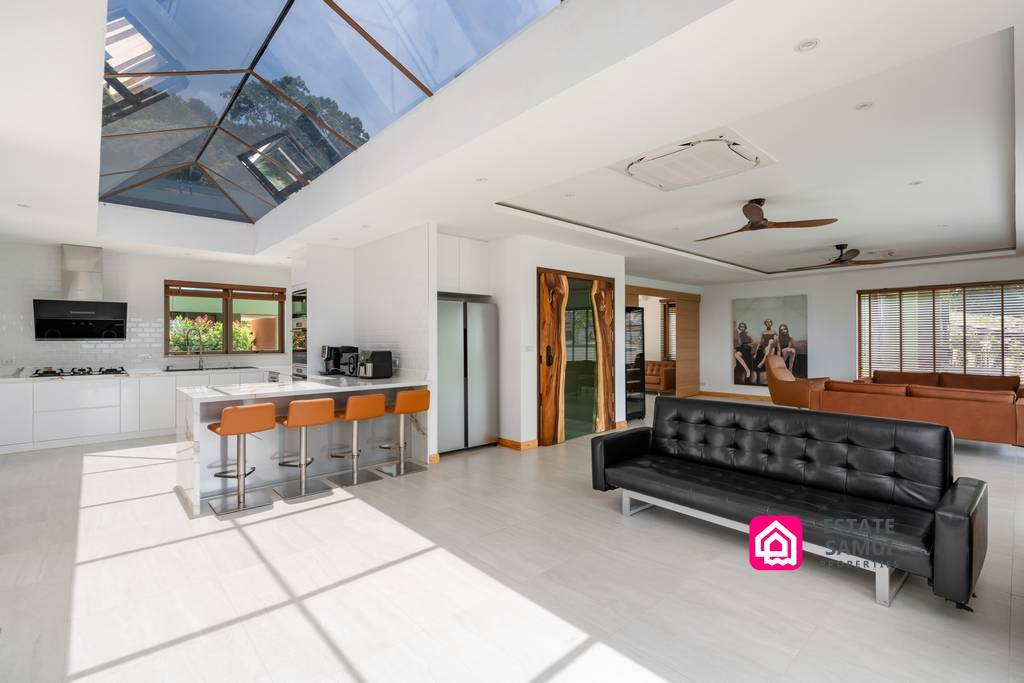 Unique Sea View Villa