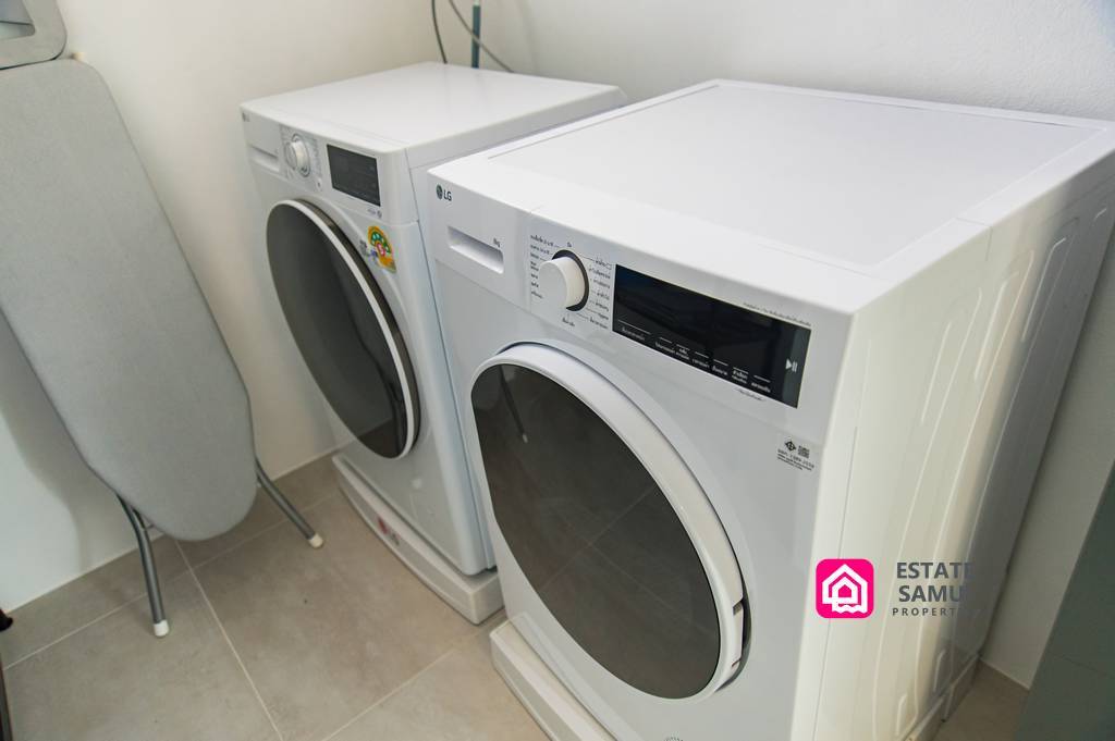 Contemporary Lamai Villa