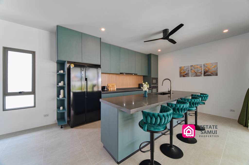 Contemporary Lamai Villa