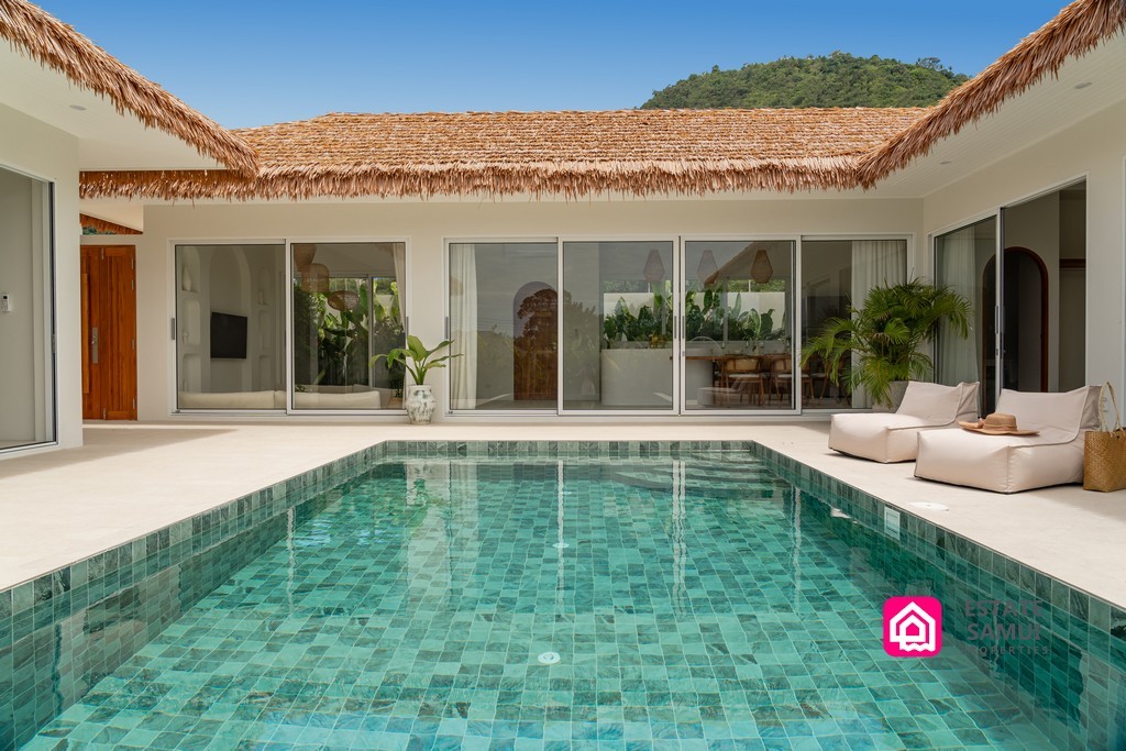 Balinese Baan Tai Villas