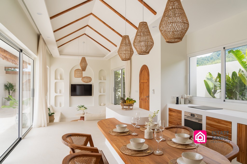 Balinese Baan Tai Villas