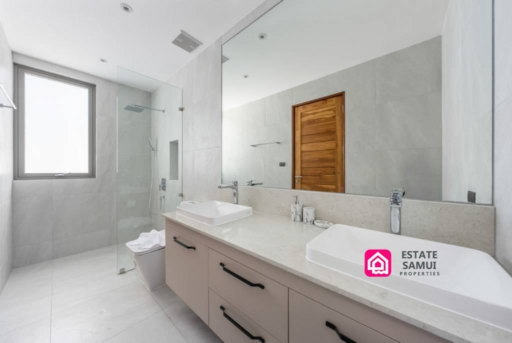 Bangrak Ocean View Villa