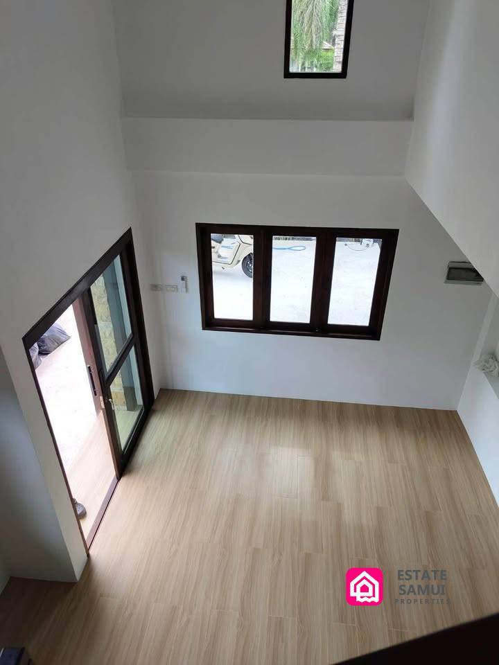 refurbished lipa noi townhouse