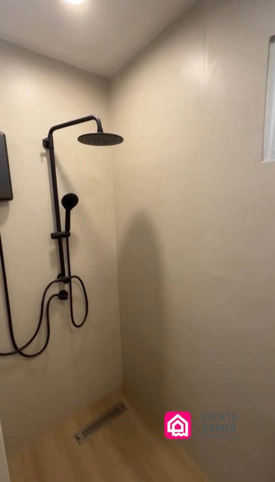 refurbished lipa noi townhouse