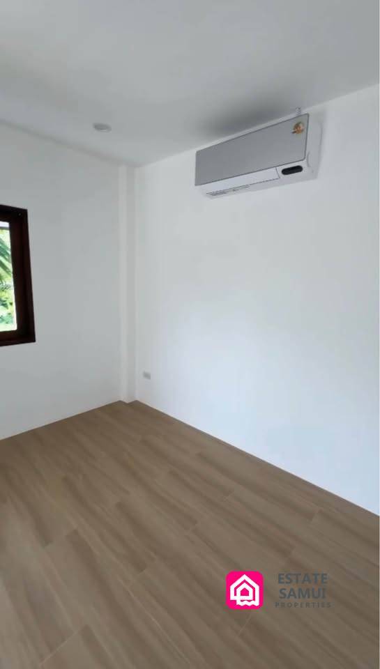 refurbished lipa noi townhouse