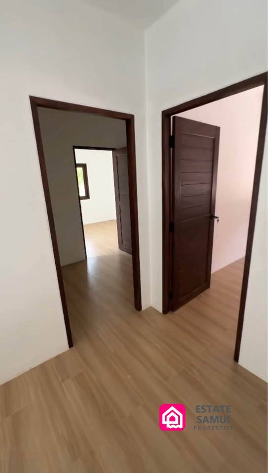 refurbished lipa noi townhouse