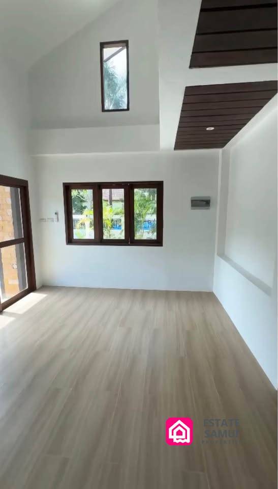 refurbished lipa noi townhouse