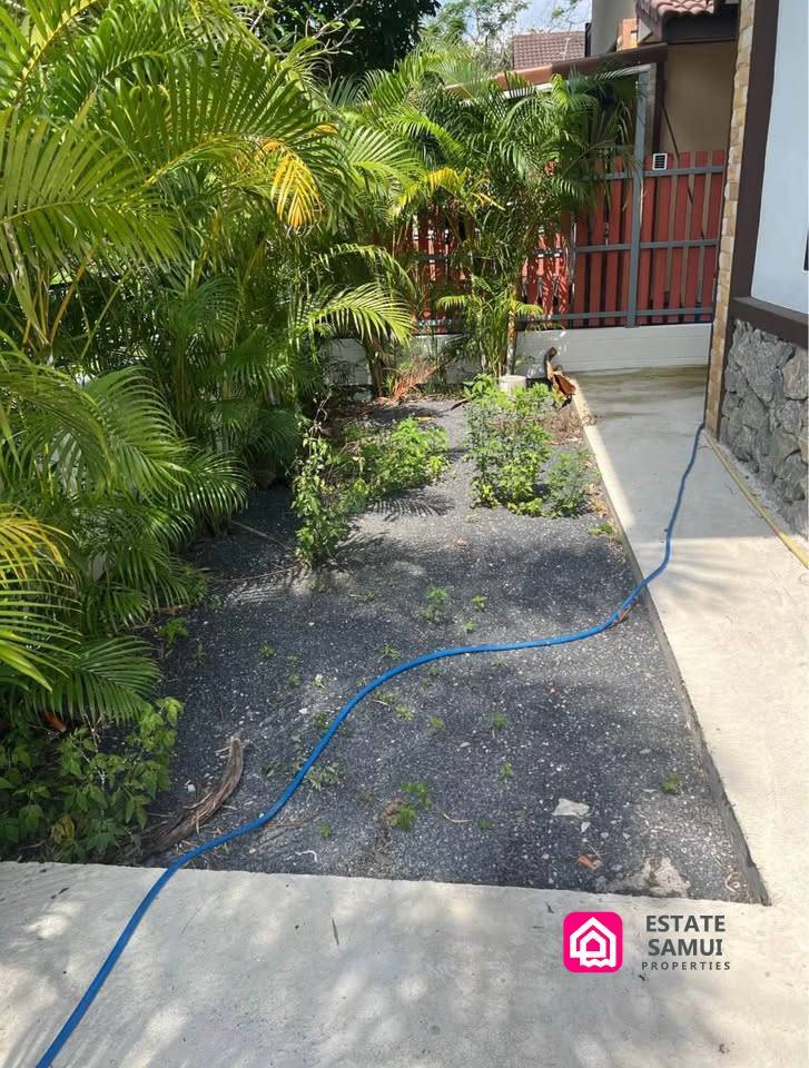 refurbished lipa noi townhouse