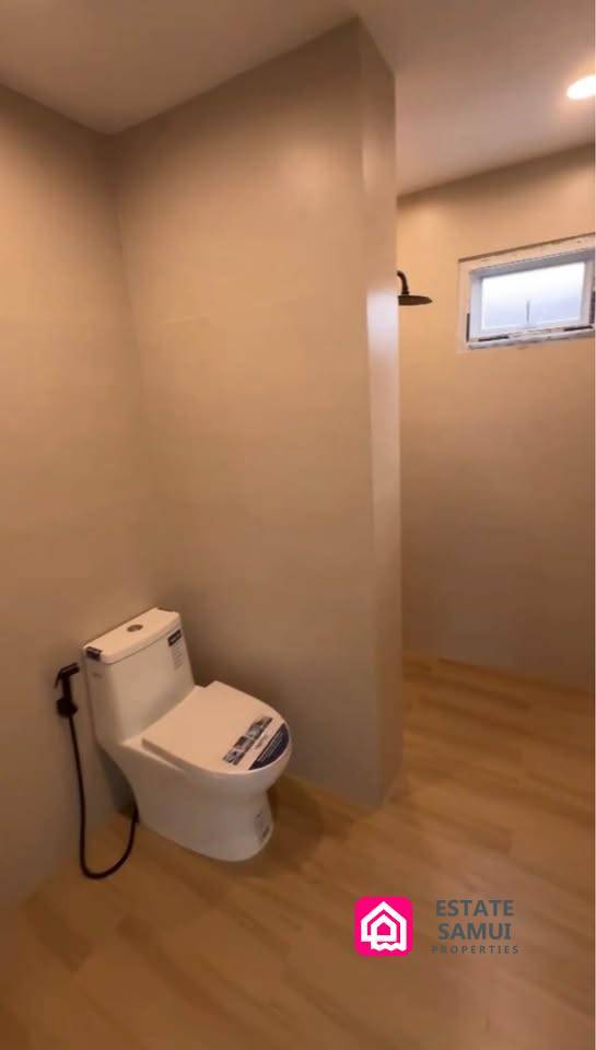 refurbished lipa noi townhouse