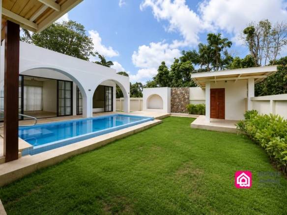 Balinese Taling Ngam Villa