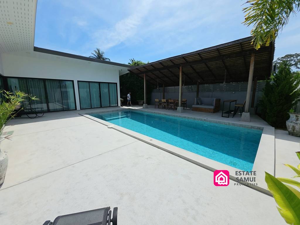 Peaceful Maenam Pool Villa