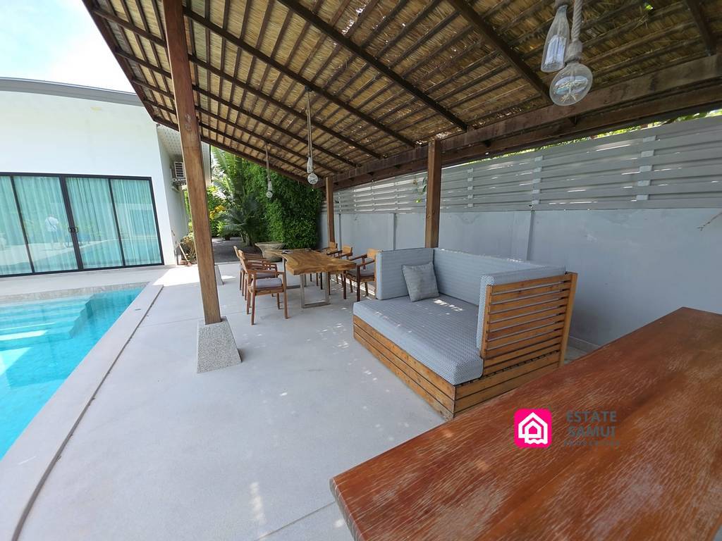 Peaceful Maenam Pool Villa