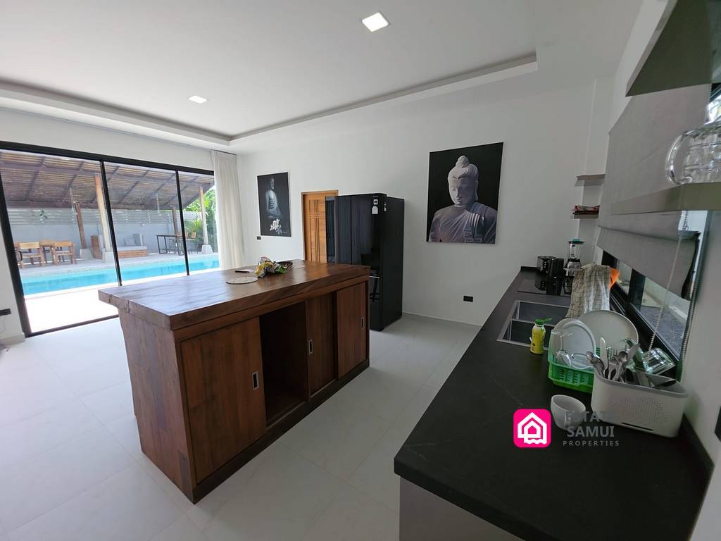 Peaceful Maenam Pool Villa