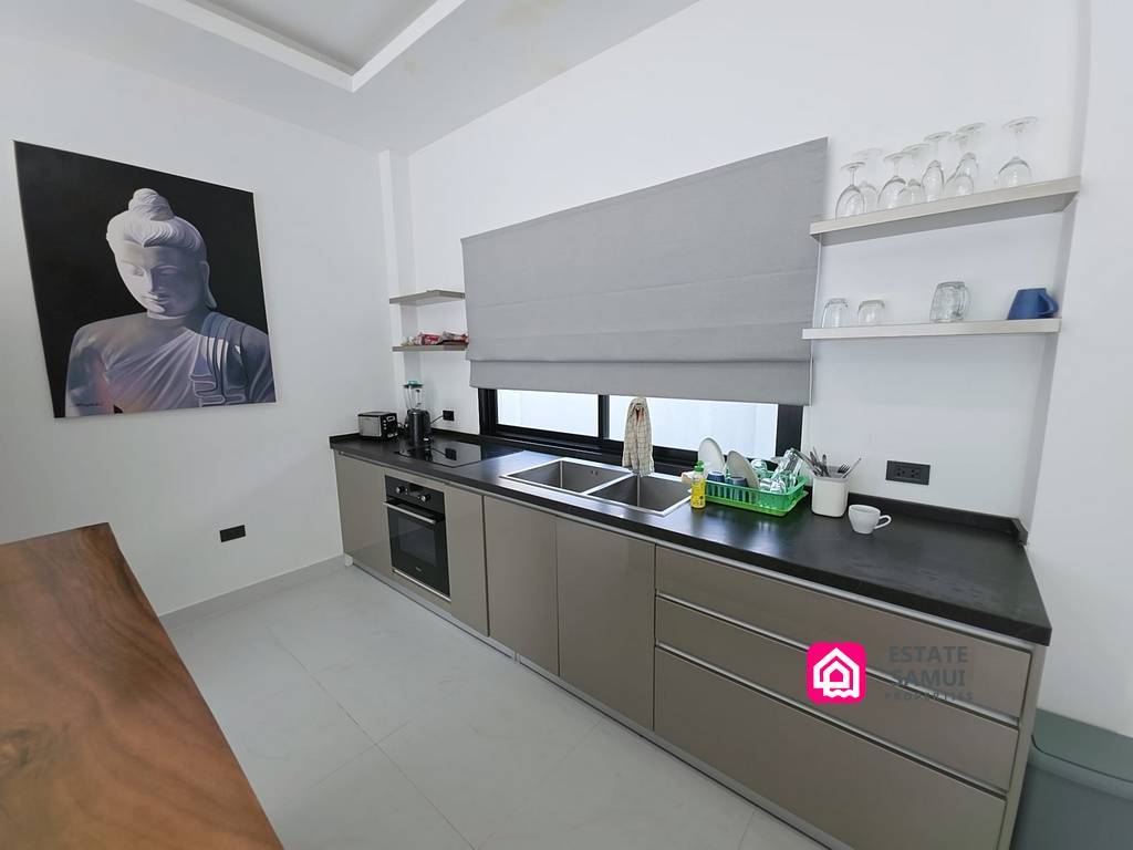 Peaceful Maenam Pool Villa