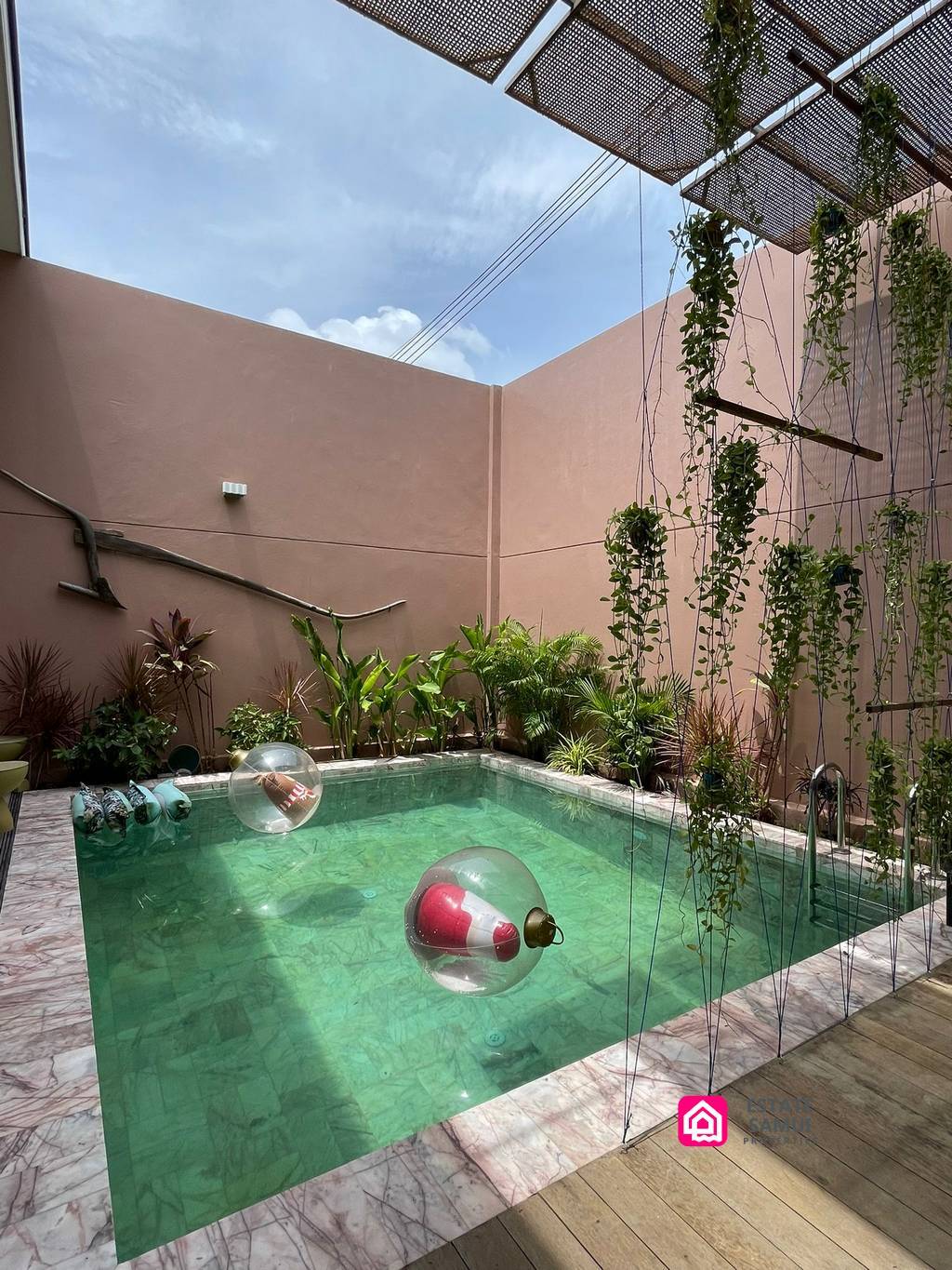 Modern Compact Villas