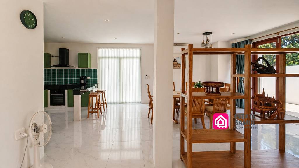 Tongson Bay Beachside Villa
