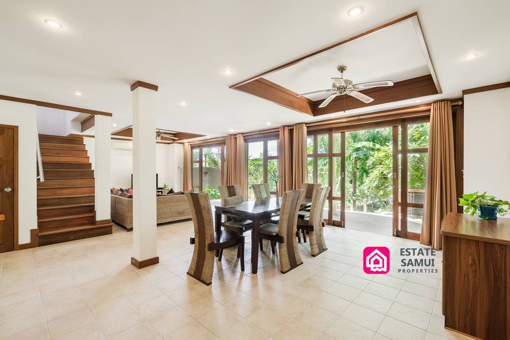 Affordable Tongson Bay Villa For Sale – 500m To Beach