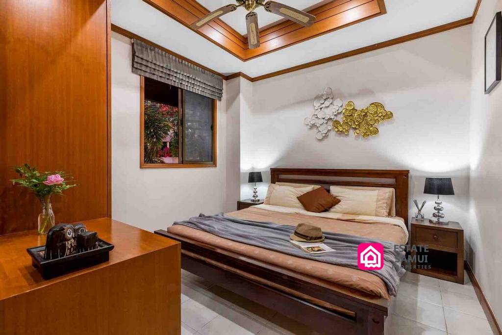 Beachside Tongson Bay Villa