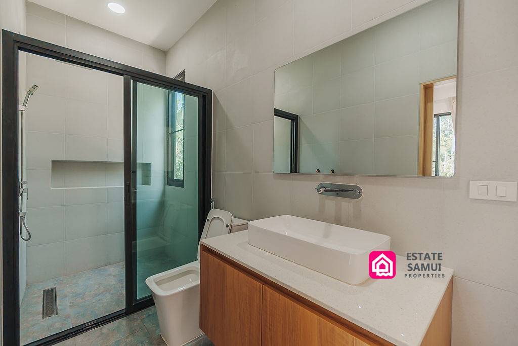 Modern Maenam Villa Samui