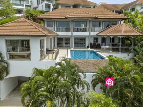 Spacious Sea View Villa