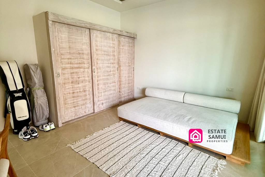 Cozy Maenam Pool Villa