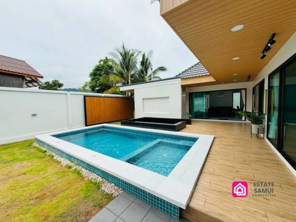 Lipa Noi villas for sale