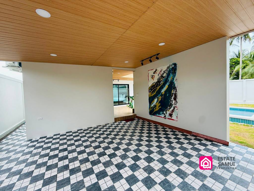 Lipa Noi villas for sale