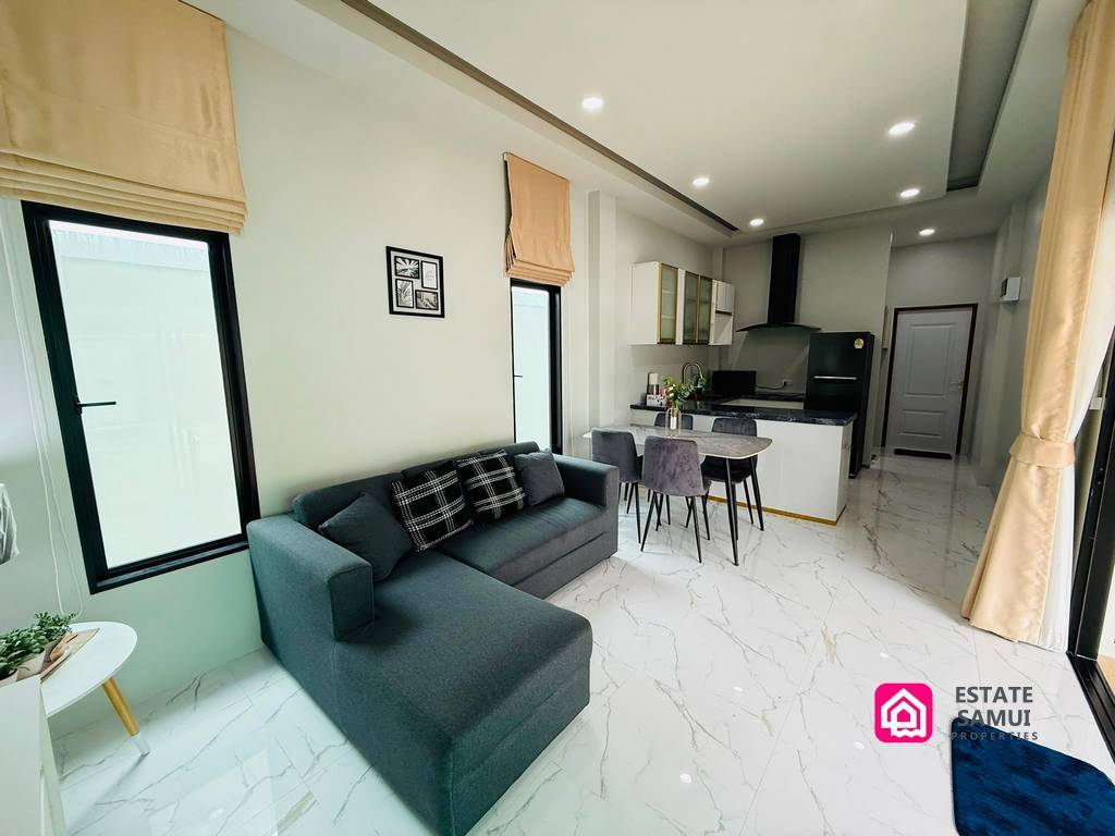 Lipa Noi villas for sale