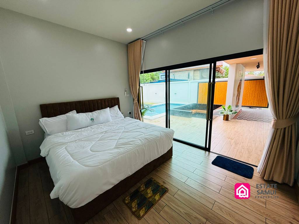 Lipa Noi villas for sale