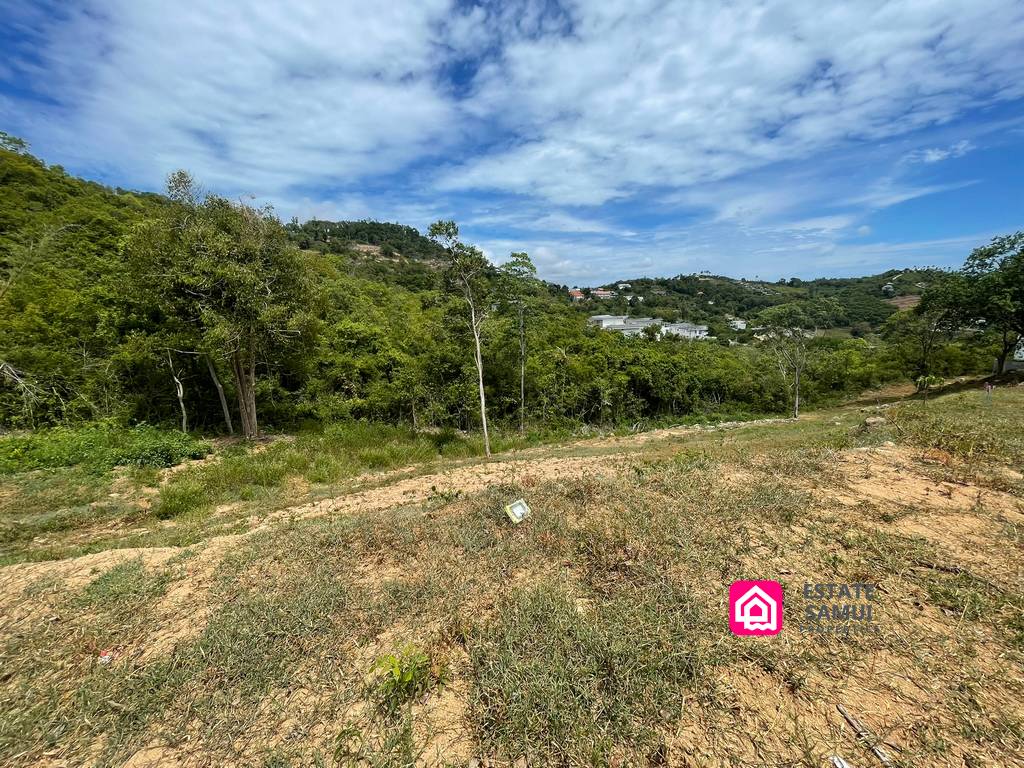 4.76 Rai – Spacious Sea View Land For Sale